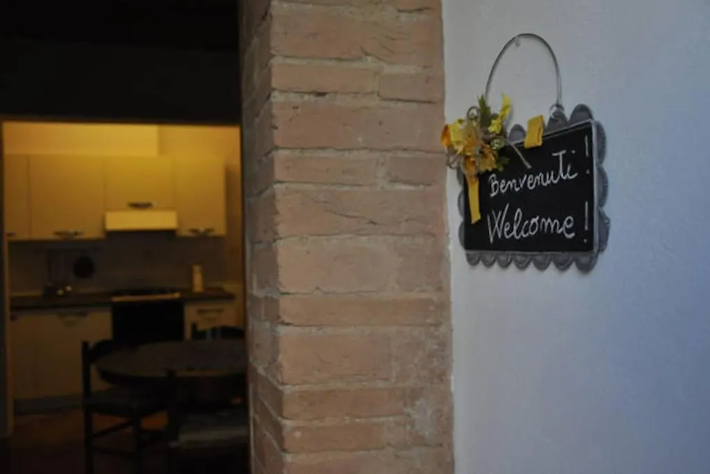 Casina Di Silvana Con Parcheggio San Gimignano 0*,